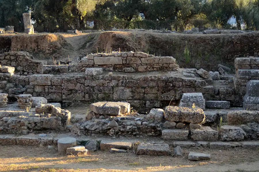 Ερείπια του αρχαίου θεάτρου της Σπάρτης