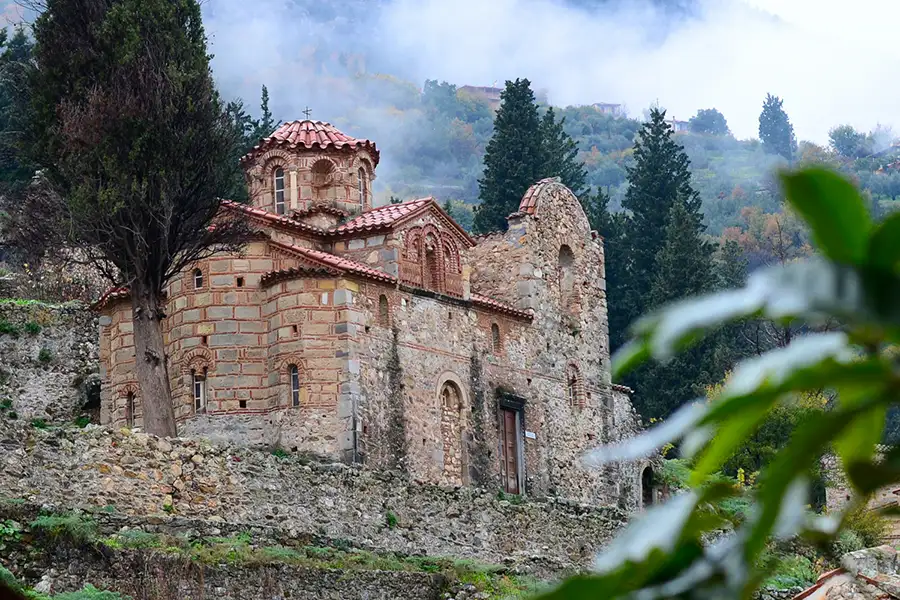 Εκκλησίες στον Μυστρά