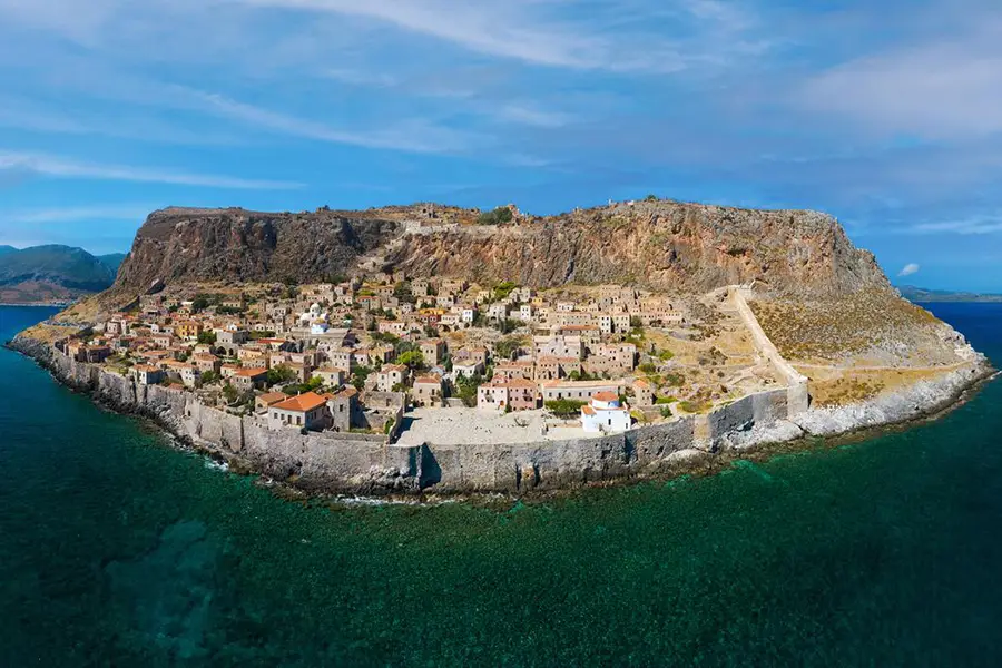 Μονεμβασιά από την Θάλασσα