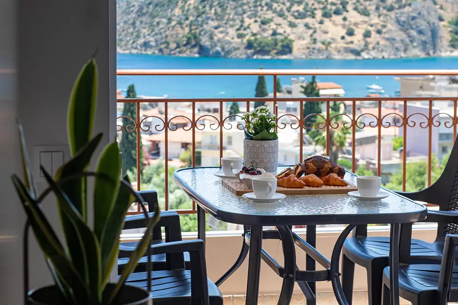 Family Holiday in Tolo