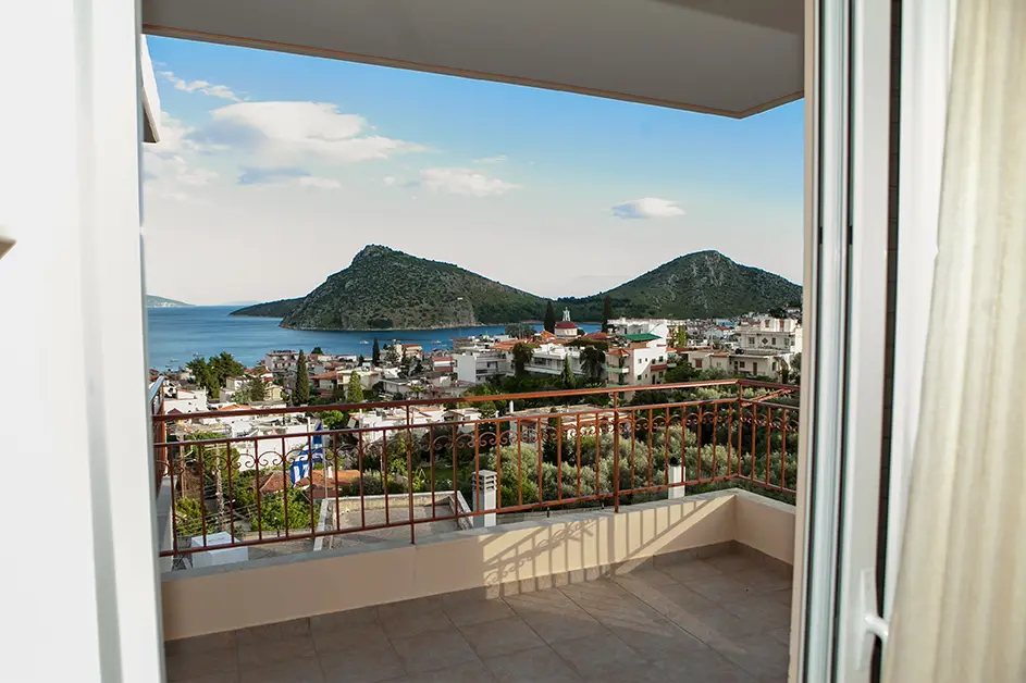 Rooms Tolo with Balcony