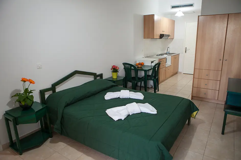 Tolo Rooms Double Bed